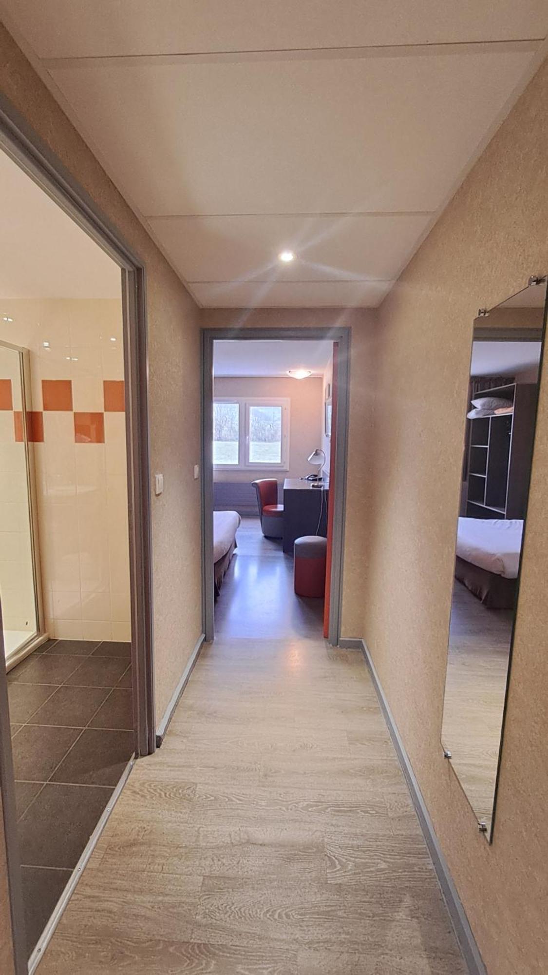 Hotel Du Val Vert بويي أو أوكْسْوا المظهر الخارجي الصورة